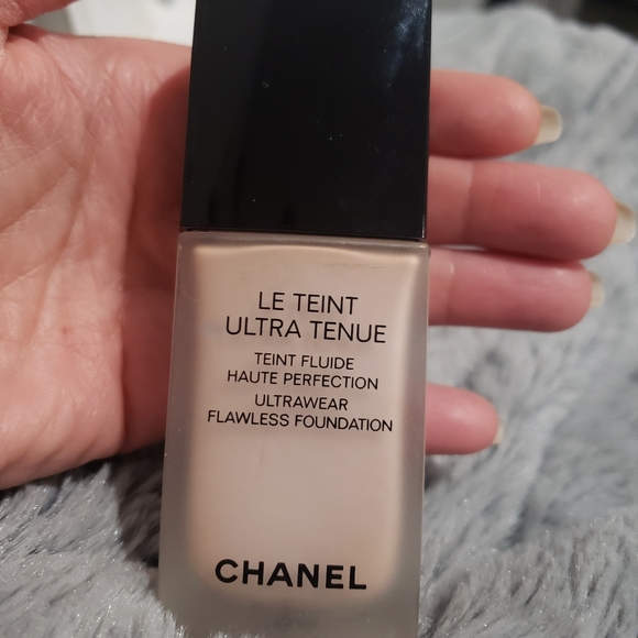 CHANEL Other - ❤ Chanel Ultra Le Teint ❤